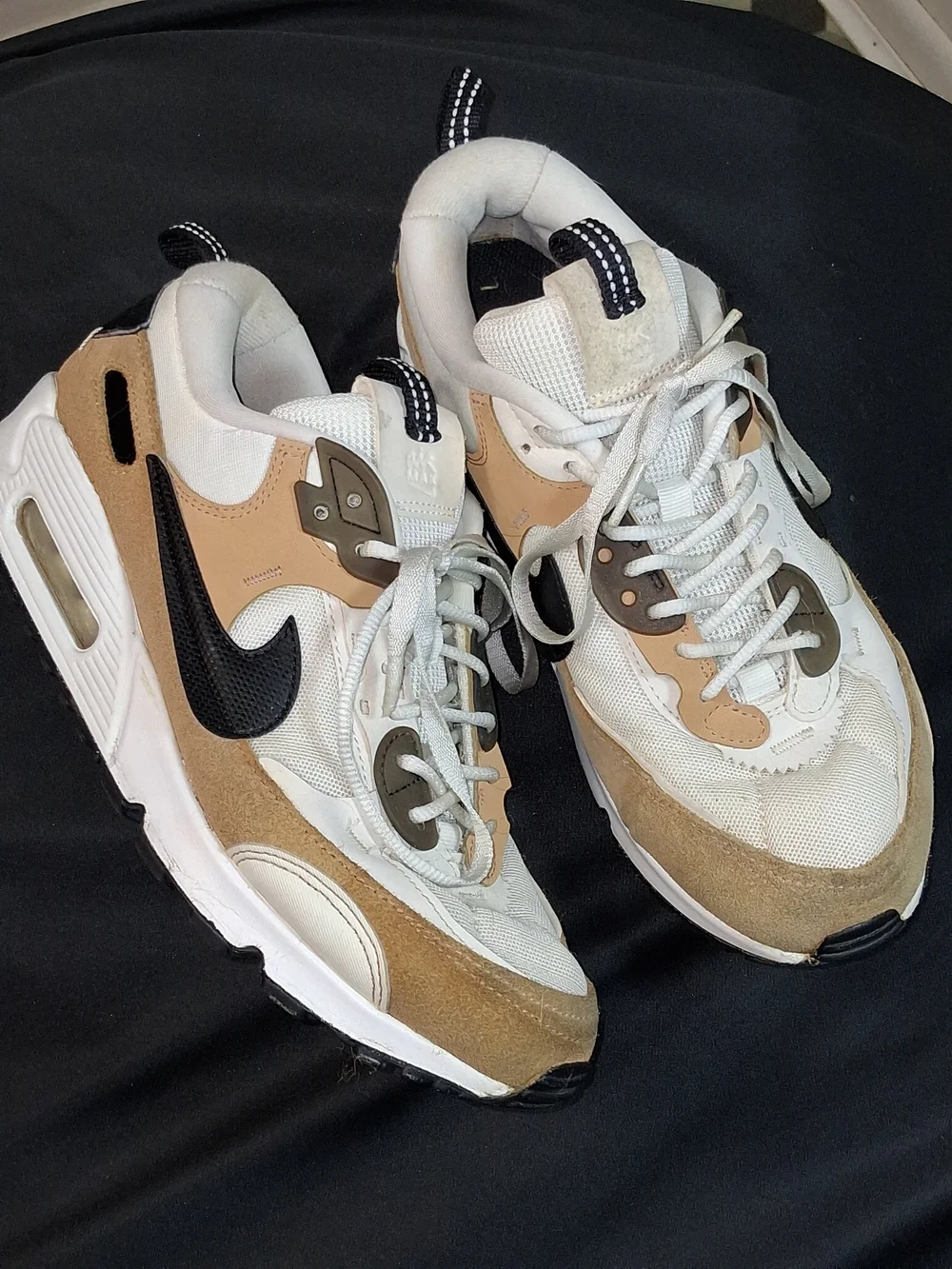 Nike low top